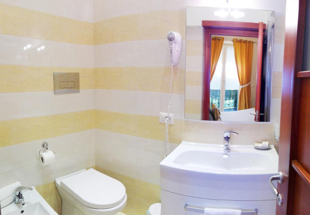 B&B Duomo Station Neapol Zewnętrze zdjęcie